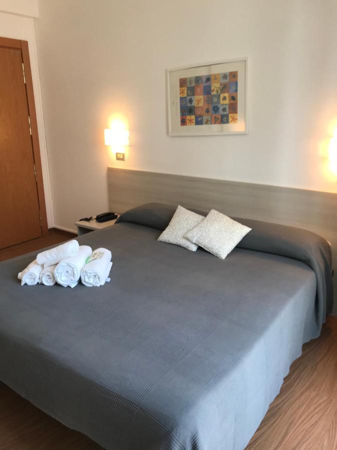 Hotel Augustus Milano Marittima Dış mekan fotoğraf